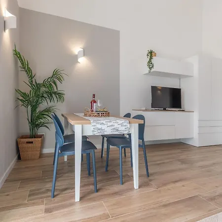 Italian Experience-sospiri Di Mare Apartment *