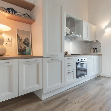 Italian Experience-sospiri Di Mare Apartment *